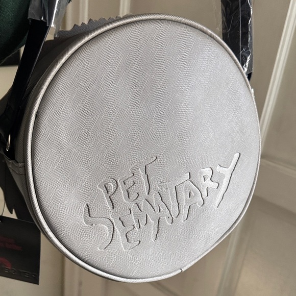 Vixen by Micheline Pitt Gray Cat Crossbody Bag - Picture 3 of 5